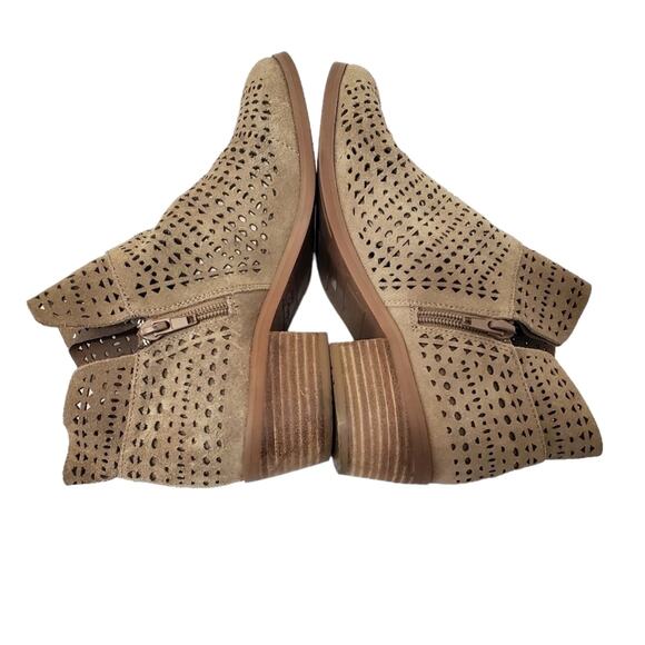 Crown Vintage | Suede Perforated Floppy Top Stacked Block Heel Booties - Picture 2 of 10
